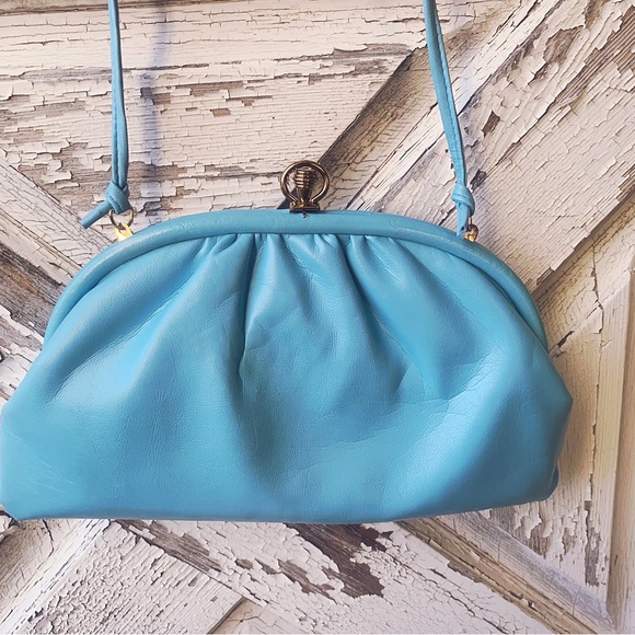 Vintage Cabrelli Canada light blue clutch/handbag - Picture 4 of 4